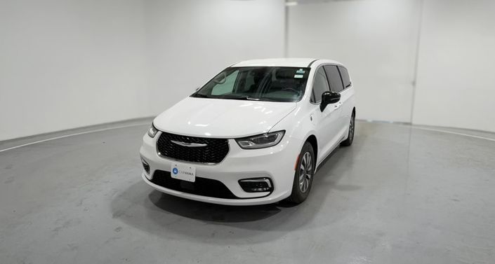 Thumbnail: 2024 Chrysler Pacifica - 1