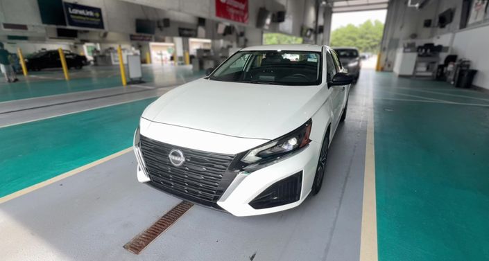 Thumbnail: 2025 Nissan Altima - 1