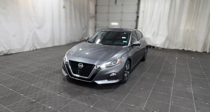 Thumbnail: 2022 Nissan Altima - 1