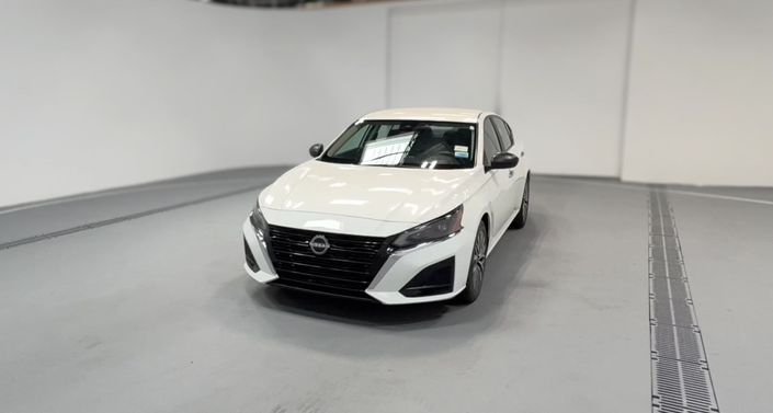 Thumbnail: 2025 Nissan Altima - 1