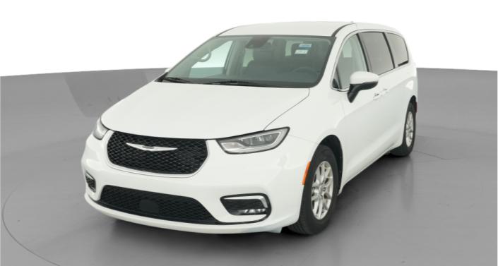 Thumbnail: 2023 Chrysler Pacifica - 1