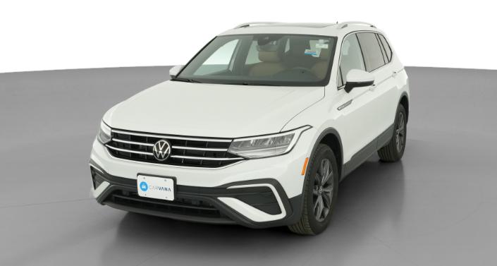 Thumbnail: 2023 Volkswagen Tiguan - 1