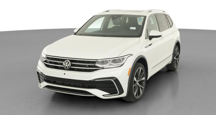 Thumbnail: 2023 Volkswagen Tiguan - 1