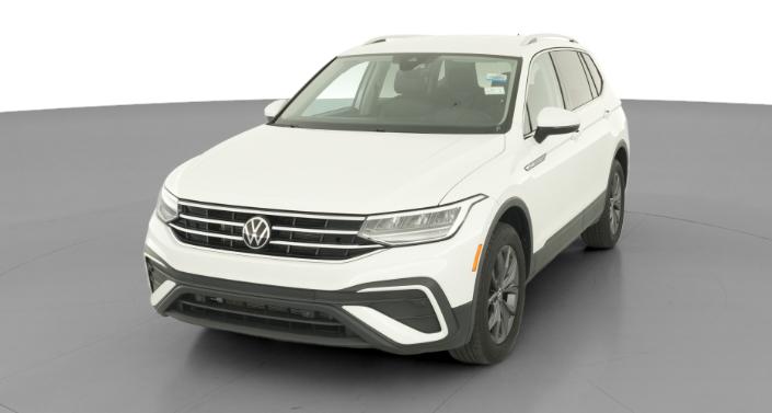 Thumbnail: 2023 Volkswagen Tiguan - 1