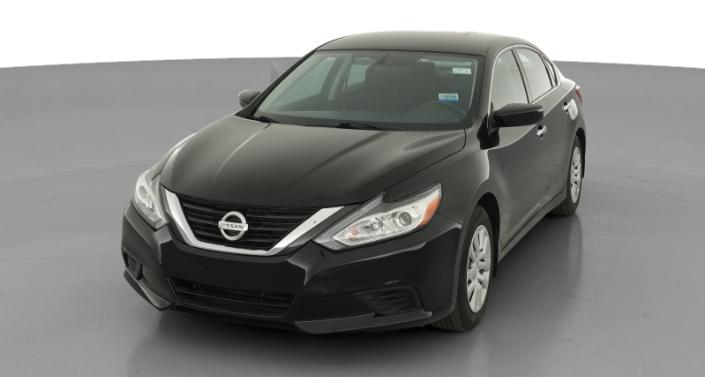Thumbnail: 2017 Nissan Altima - 1