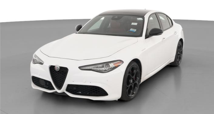 Thumbnail: 2023 Alfa Romeo Giulia - 1
