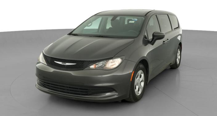 Thumbnail: 2017 Chrysler Pacifica - 1