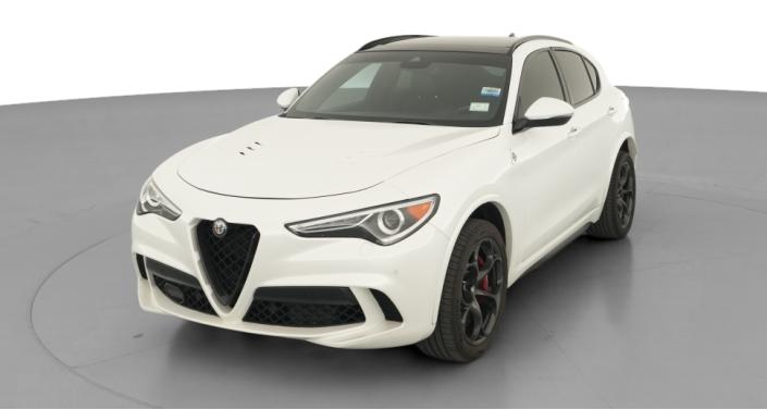 Thumbnail: 2019 Alfa Romeo Stelvio - 1