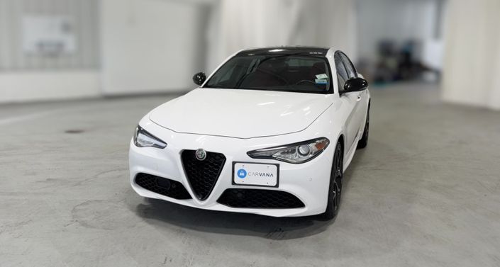 Thumbnail: 2021 Alfa Romeo Giulia - 1