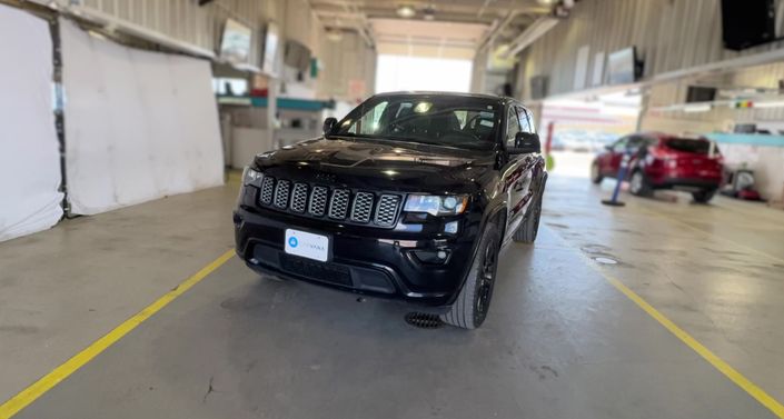 Thumbnail: 2020 Jeep Grand Cherokee - 1