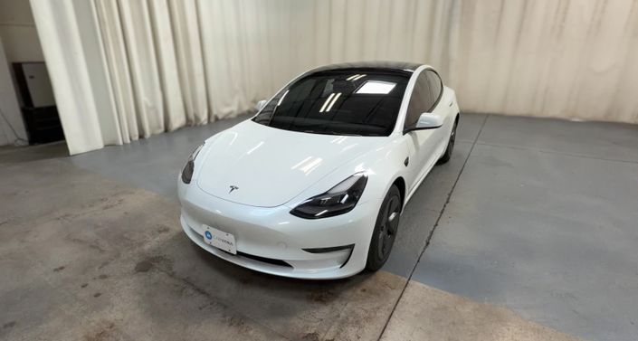 Thumbnail: 2022 Tesla Model 3 - 1