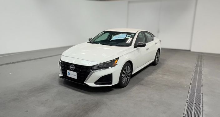 Thumbnail: 2025 Nissan Altima - 1