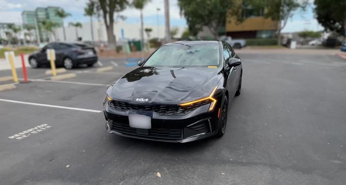 Thumbnail: 2025 Kia K5 - 1