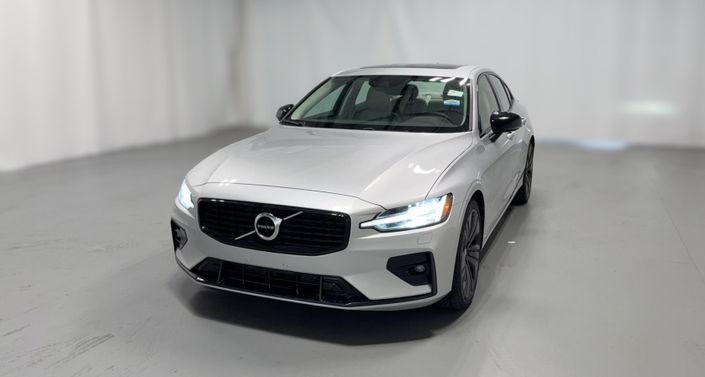 2022 Volvo S60 B5 Momentum -
                  Elgin, IL