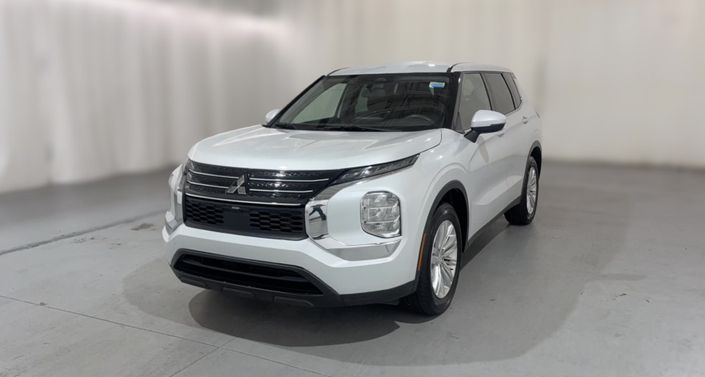 Thumbnail: 2023 Mitsubishi Outlander - 1