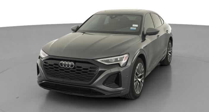 Thumbnail: 2024 Audi Q8 e-tron - 1