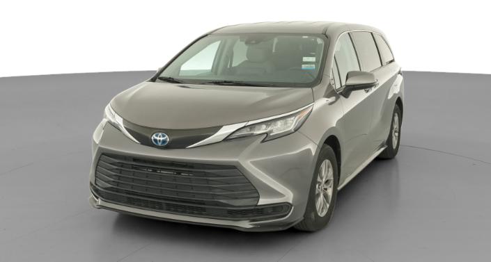 Thumbnail: 2022 Toyota Sienna - 1