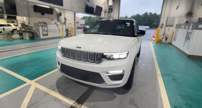 Thumbnail: 2023 Jeep Grand Cherokee - 1
