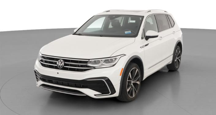 Thumbnail: 2022 Volkswagen Tiguan - 1