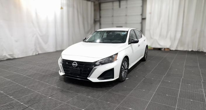 Thumbnail: 2025 Nissan Altima - 1