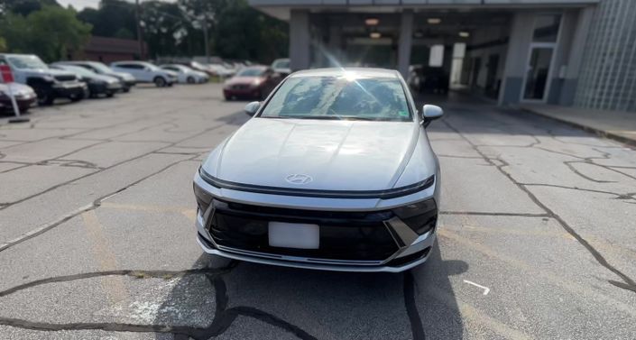 Thumbnail: 2025 Hyundai Sonata - 1
