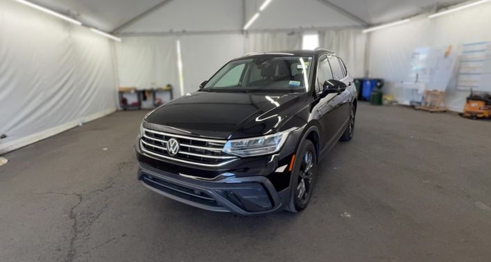 Thumbnail: 2024 Volkswagen Tiguan - 1
