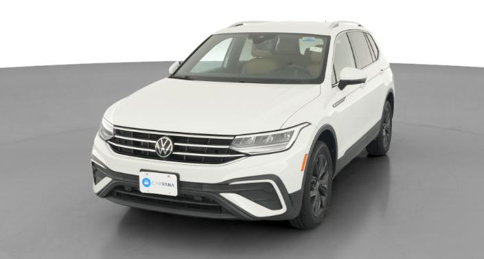 Thumbnail: 2022 Volkswagen Tiguan - 1