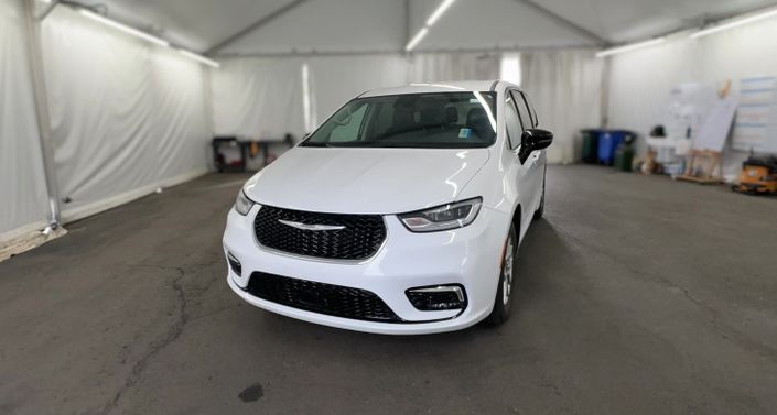 Thumbnail: 2024 Chrysler Pacifica - 1