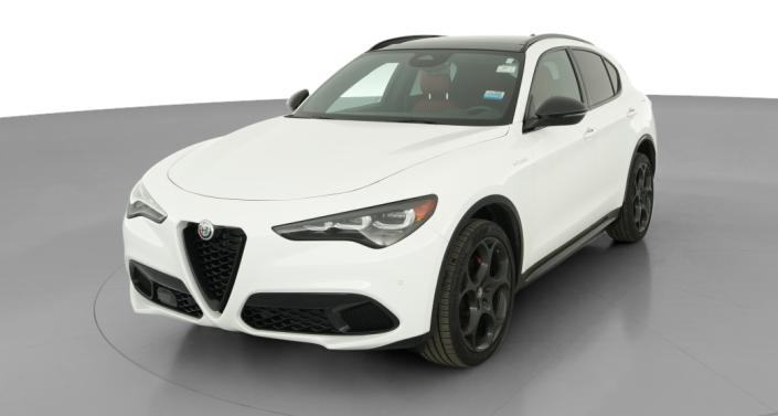 Thumbnail: 2025 Alfa Romeo Stelvio - 1