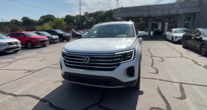 Thumbnail: 2026 Volkswagen Atlas - 1