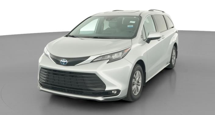Thumbnail: 2025 Toyota Sienna - 1