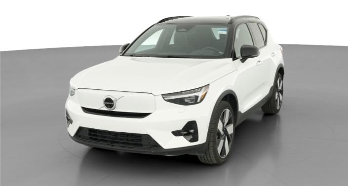 Thumbnail: 2023 Volvo XC40 - 1