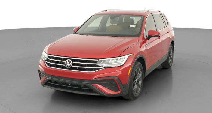 Thumbnail: 2023 Volkswagen Tiguan - 1