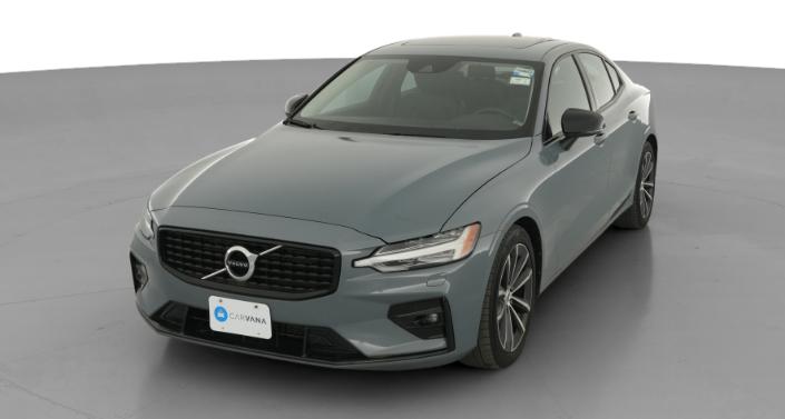 2022 Volvo S60 B5 Momentum -
                  Beverly, NJ