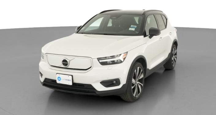 Thumbnail: 2022 Volvo XC40 - 1