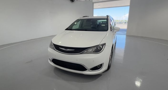 Thumbnail: 2019 Chrysler Pacifica - 1