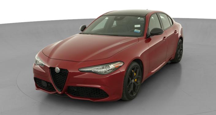 Thumbnail: 2020 Alfa Romeo Giulia - 1