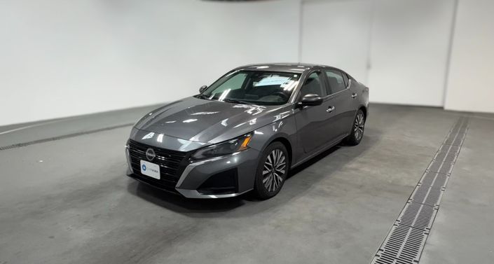 Thumbnail: 2025 Nissan Altima - 1