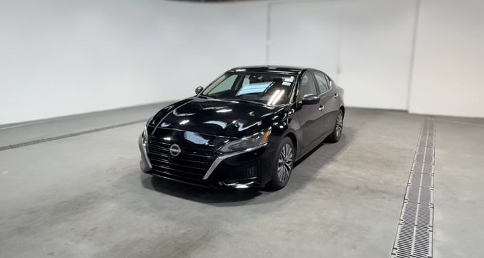 Thumbnail: 2025 Nissan Altima - 1