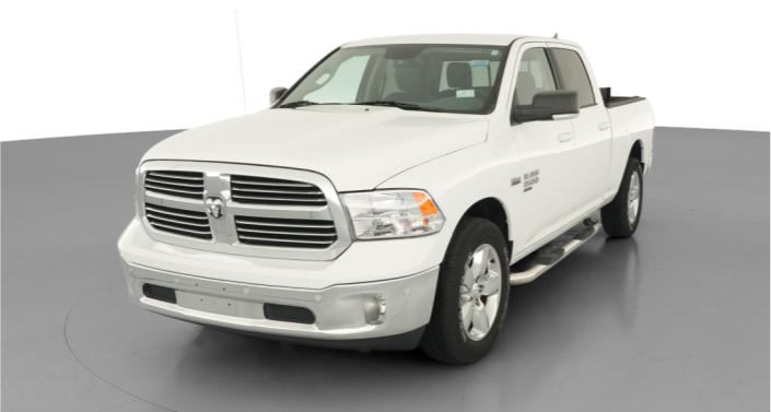 Thumbnail: 2019 RAM 1500 Classic - 1