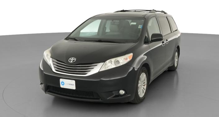 Thumbnail: 2017 Toyota Sienna - 1