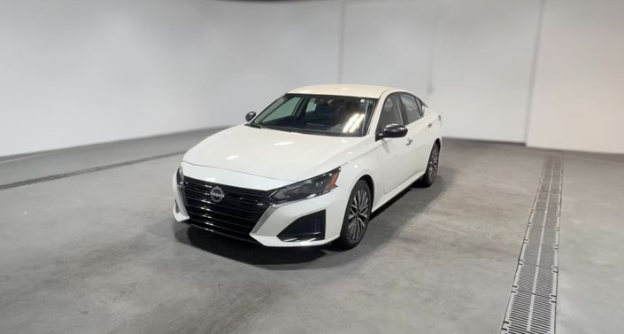 Thumbnail: 2025 Nissan Altima - 1