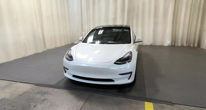 Thumbnail: 2022 Tesla Model 3 - 1