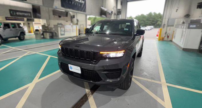 Thumbnail: 2023 Jeep Grand Cherokee - 1