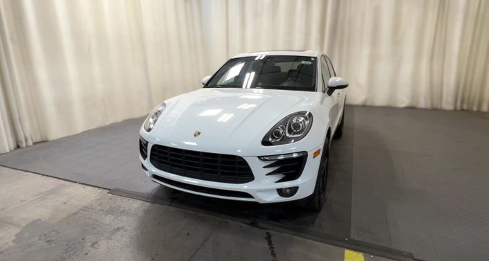Thumbnail: 2017 Porsche Macan - 1