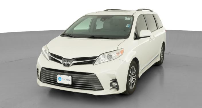 Thumbnail: 2019 Toyota Sienna - 1
