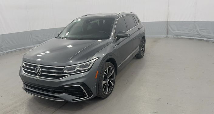 Thumbnail: 2023 Volkswagen Tiguan - 1