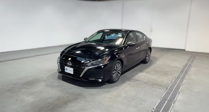 Thumbnail: 2025 Nissan Altima - 1