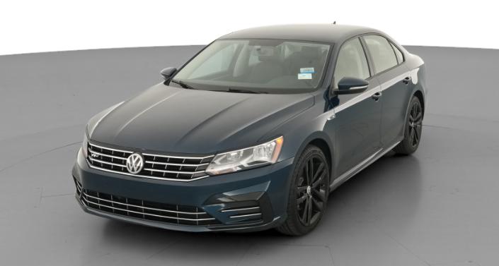2018 Volkswagen Passat R-Line -
                  Auburn, GA