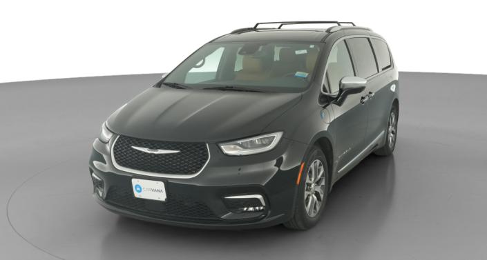 Thumbnail: 2022 Chrysler Pacifica - 1